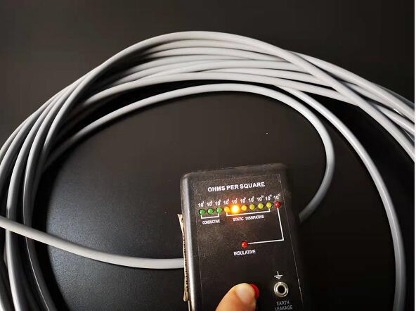 秒懂關(guān)鍵參數(shù)：《工業(yè)抗靜電硅膠管選型白皮書(shū)》助您5分鐘成為選型專家